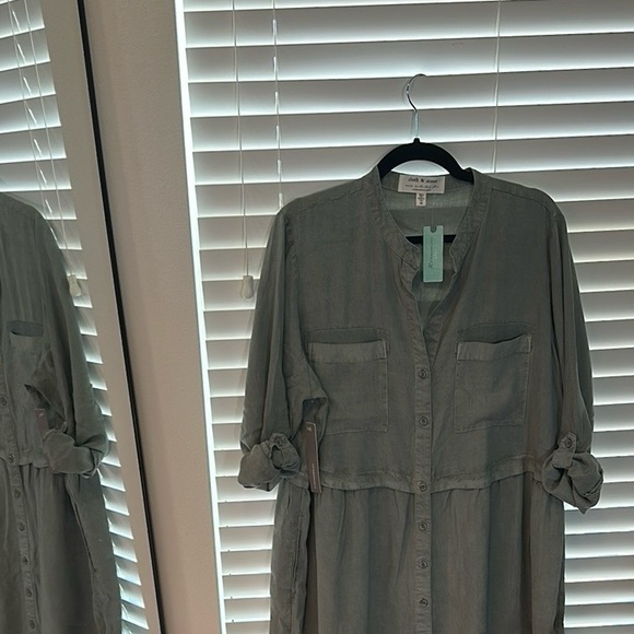 NWT-Anthropologie -Cloth and stone-Size-1X-Gray Button-Down Dress- - Picture 13 of 16